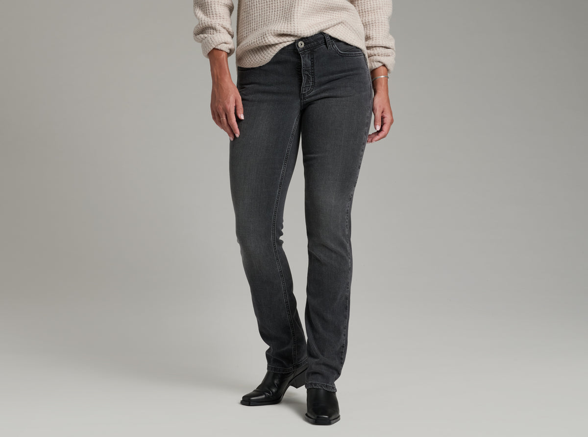 Kontour™ Form Straight Denim